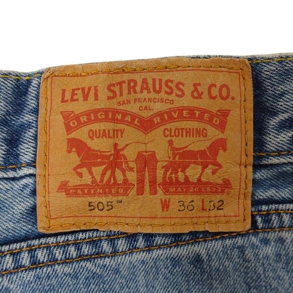 Levi’s 505 36 x 32 Distressed Straight Leg Work Jeans - Picture 7 of 11